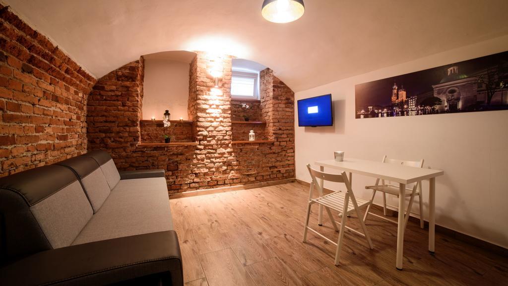 Cracow Rent Apartments - Spacious Apartments For 2-7 People In Quiet Area - Kolberga Street Nr 3 - 10 Min To Main Square By Foot Krasków Eksteriør bilde