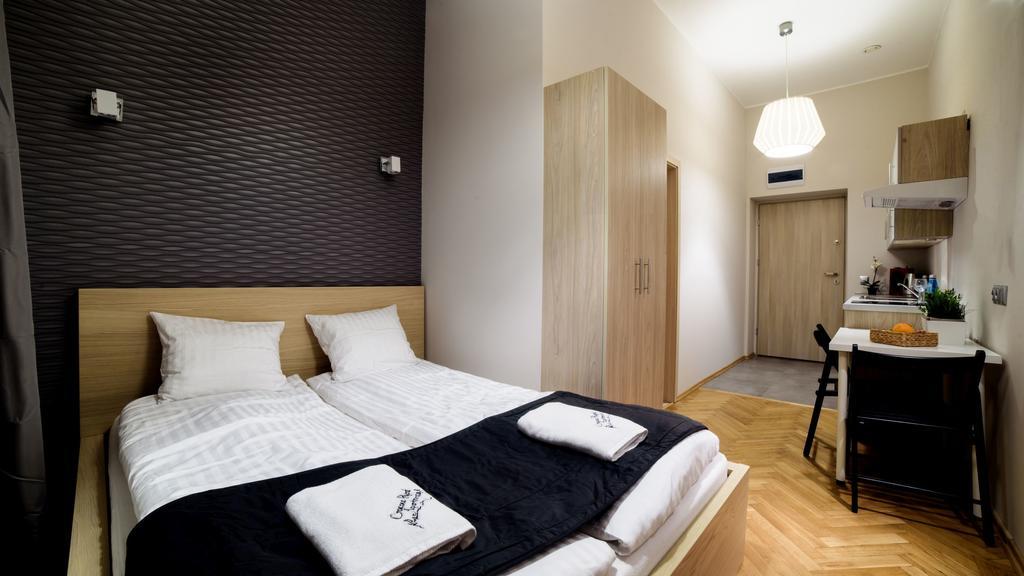 Cracow Rent Apartments - Spacious Apartments For 2-7 People In Quiet Area - Kolberga Street Nr 3 - 10 Min To Main Square By Foot Krasków Eksteriør bilde