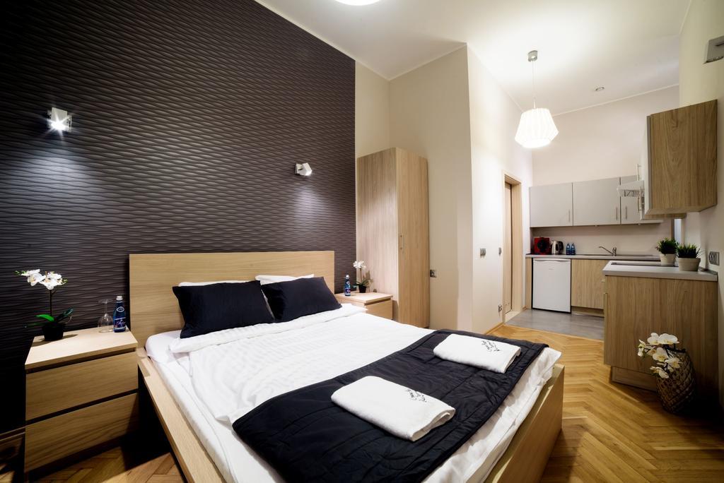 Cracow Rent Apartments - Spacious Apartments For 2-7 People In Quiet Area - Kolberga Street Nr 3 - 10 Min To Main Square By Foot Krasków Eksteriør bilde