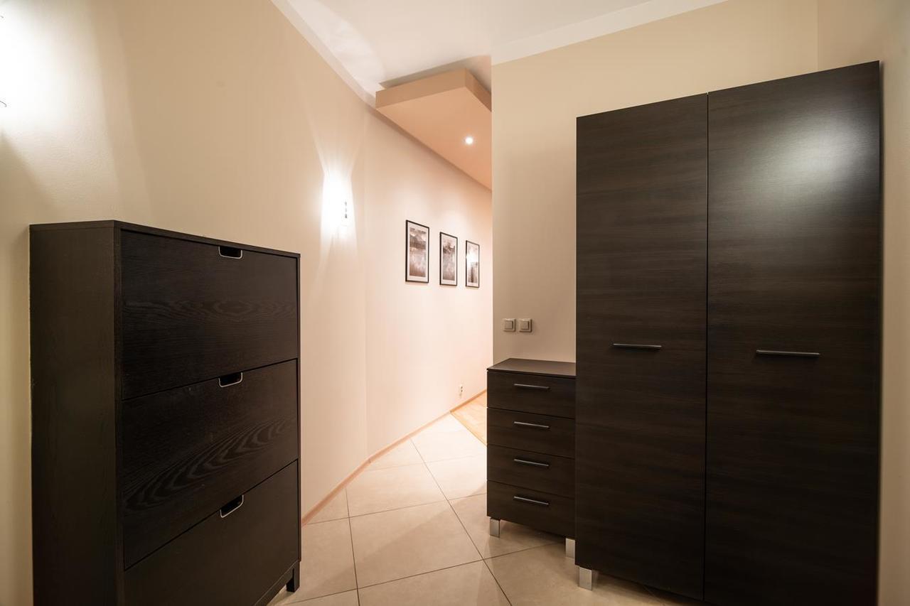 Cracow Rent Apartments - Spacious Apartments For 2-7 People In Quiet Area - Kolberga Street Nr 3 - 10 Min To Main Square By Foot Krasków Eksteriør bilde